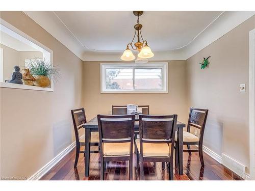 80 Lower Horning Road, Hamilton, ON - Indoor Photo Showing Dining Room