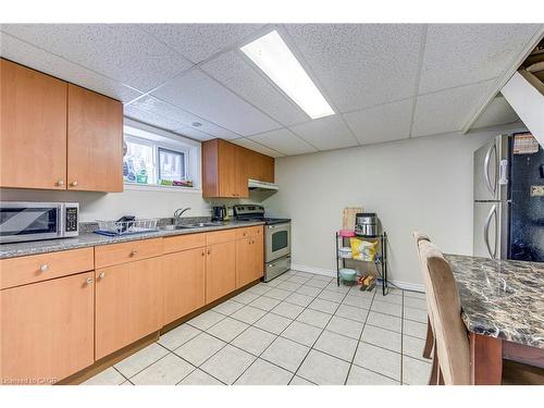 80 Lower Horning Road, Hamilton, ON - Indoor Photo Showing Kitchen With Double Sink