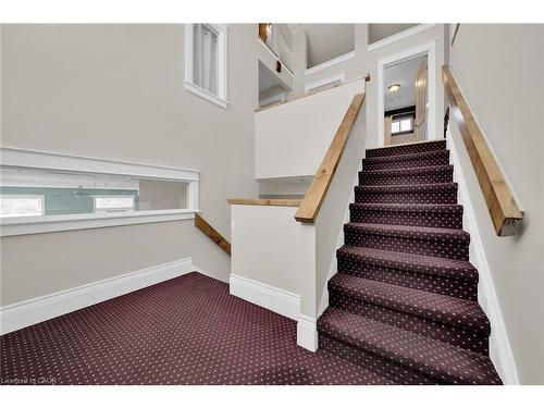 550 Beach Boulevard, Hamilton, ON - Indoor Photo Showing Other Room