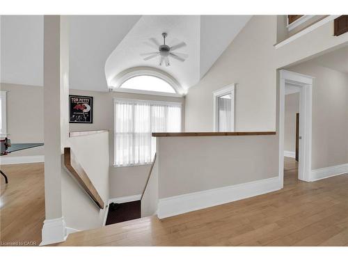 550 Beach Boulevard, Hamilton, ON - Indoor Photo Showing Other Room