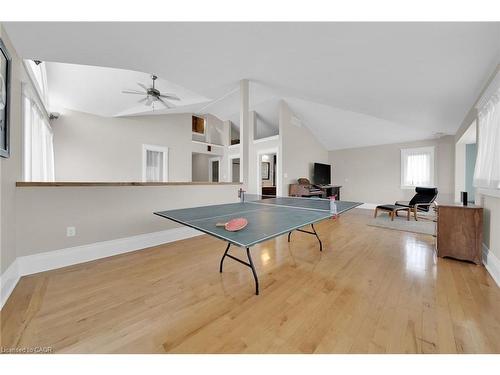 550 Beach Boulevard, Hamilton, ON - Indoor Photo Showing Other Room