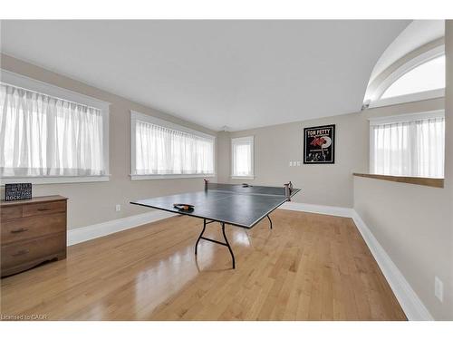 550 Beach Boulevard, Hamilton, ON - Indoor Photo Showing Other Room