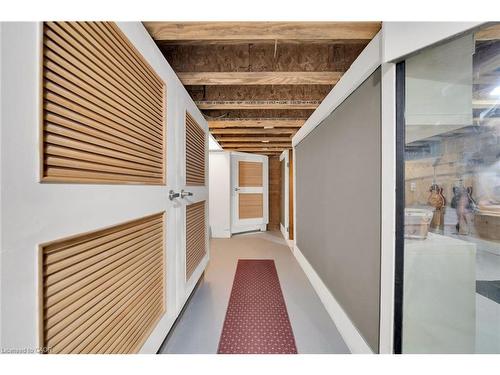 550 Beach Boulevard, Hamilton, ON - Indoor Photo Showing Other Room