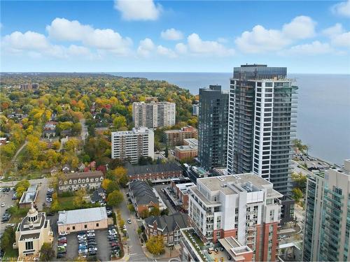 394 Almas Common, Burlington, ON - Outdoor With View