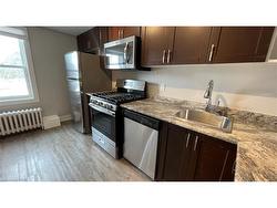 5-4 Ottawa Street N Hamilton, ON L8H 3Y7