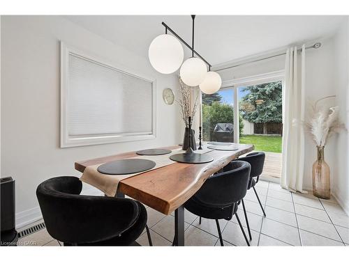 140 Veronica Drive, Kitchener, ON - Indoor Photo Showing Dining Room
