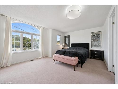 140 Veronica Drive, Kitchener, ON - Indoor Photo Showing Bedroom