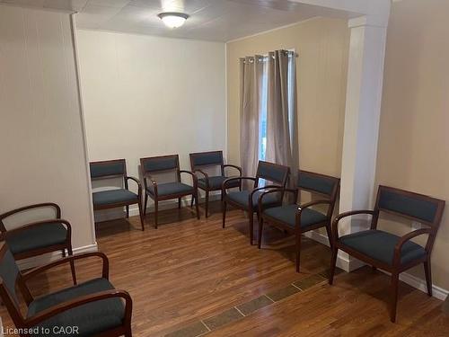 37 Dundas Street, Dundas, ON - Indoor