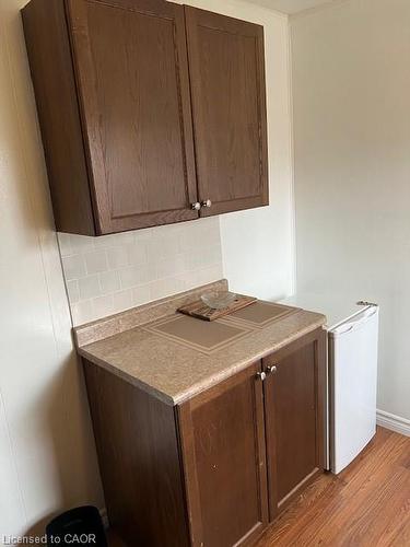 37 Dundas Street, Dundas, ON - Indoor