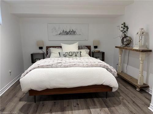 657 Windham Road 14, Simcoe, ON - Indoor Photo Showing Bedroom