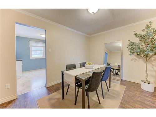 F-88 Mcdougall Road, Waterloo, ON - Indoor Photo Showing Dining Room