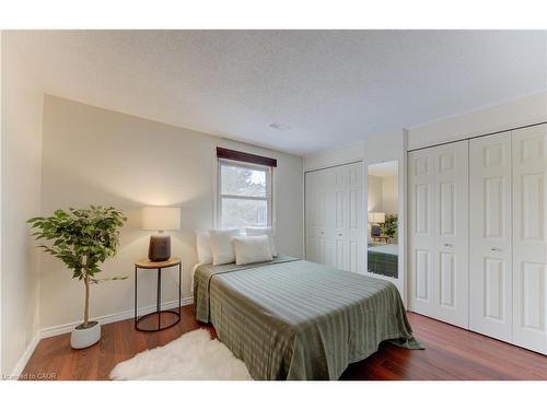 F-88 Mcdougall Road, Waterloo, ON - Indoor Photo Showing Bedroom
