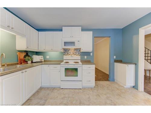 F-88 Mcdougall Road, Waterloo, ON - Indoor Photo Showing Kitchen With Double Sink