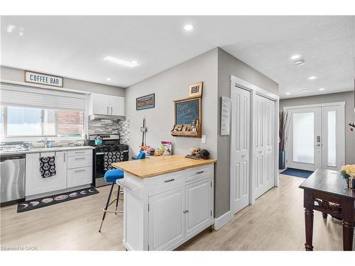 96 Summerlea Drive, Hamilton, ON - Indoor Photo Showing Other Room