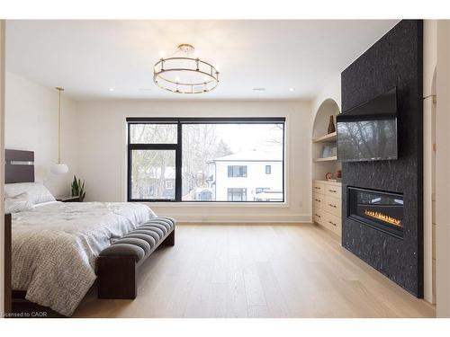 540 Patricia Drive, Oakville, ON - Indoor Photo Showing Bedroom With Fireplace