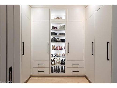 540 Patricia Drive, Oakville, ON - Indoor Photo Showing Other Room