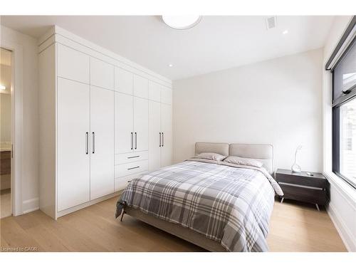 540 Patricia Drive, Oakville, ON - Indoor Photo Showing Bedroom