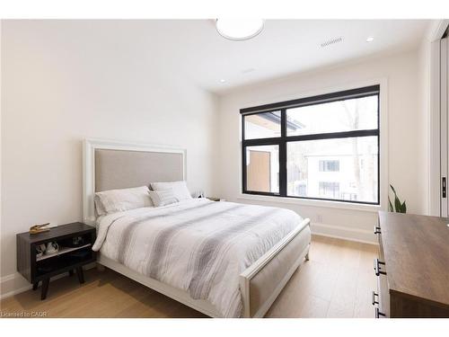 540 Patricia Drive, Oakville, ON - Indoor Photo Showing Bedroom