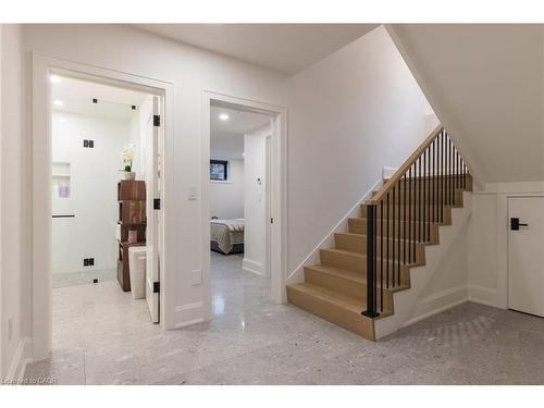 540 Patricia Drive, Oakville, ON - Indoor Photo Showing Other Room