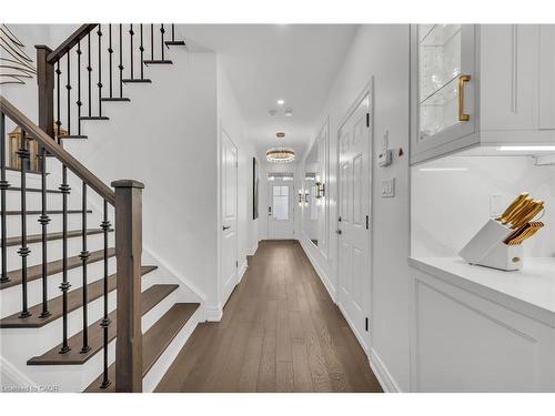 122 Shoreview Place, Stoney Creek, ON - Indoor Photo Showing Other Room