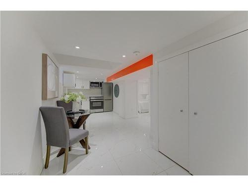 569 Stirling Avenue S, Kitchener, ON - Indoor Photo Showing Other Room