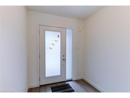 105 Pony Way, Kitchener, ON - Indoor Photo Showing Other Room