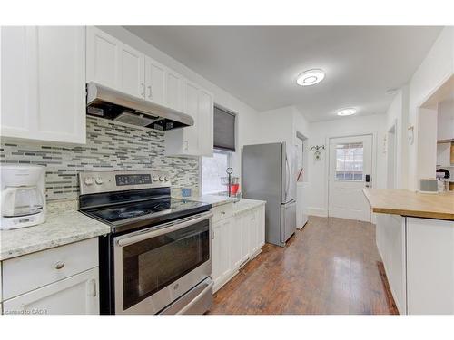 569 Stirling Avenue S, Kitchener, ON - Indoor Photo Showing Kitchen