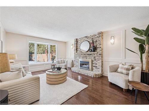 4069 Lakeshore Road, Burlington, ON - Indoor Photo Showing Living Room With Fireplace