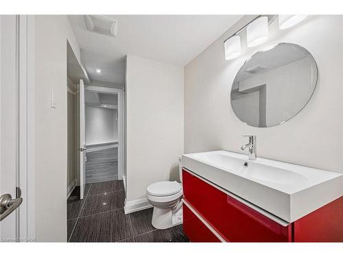 4069 Lakeshore Road, Burlington, ON - Indoor Photo Showing Bathroom
