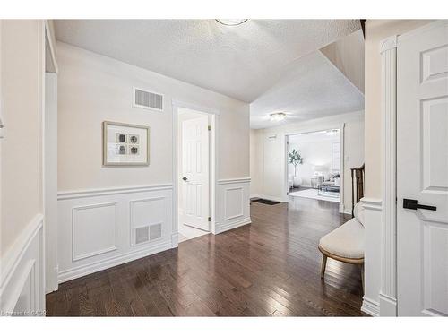 4069 Lakeshore Road, Burlington, ON - Indoor Photo Showing Other Room