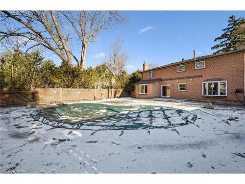 4069 Lakeshore Road, Burlington, ON - Outdoor