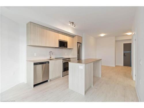 1109-2088 James Street, Burlington, ON - Indoor Photo Showing Kitchen With Stainless Steel Kitchen