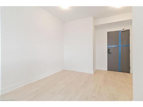 1109-2088 James Street, Burlington, ON - Indoor Photo Showing Other Room