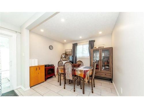 13 Robins Avenue, Hamilton, ON - Indoor Photo Showing Dining Room