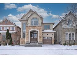 2105 Falling Green Drive  Oakville, ON L6M 0G1