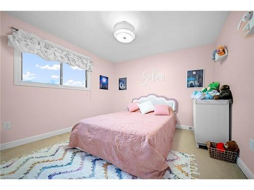 13 Mistflower Road, North York, ON - Indoor Photo Showing Bedroom