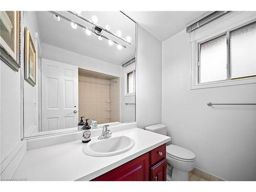 13 Mistflower Road, North York, ON - Indoor Photo Showing Bathroom