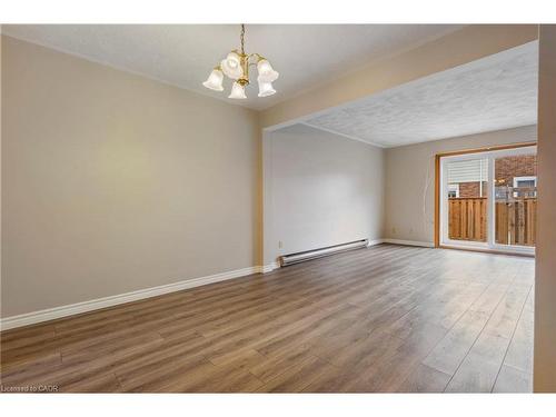 5-10 Montclair Crescent, Simcoe, ON - Indoor Photo Showing Other Room
