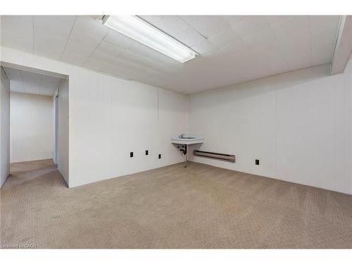 5-10 Montclair Crescent, Simcoe, ON - Indoor Photo Showing Other Room