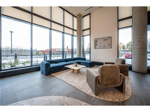 711-25 Wellington Street S, Kitchener, ON - Indoor