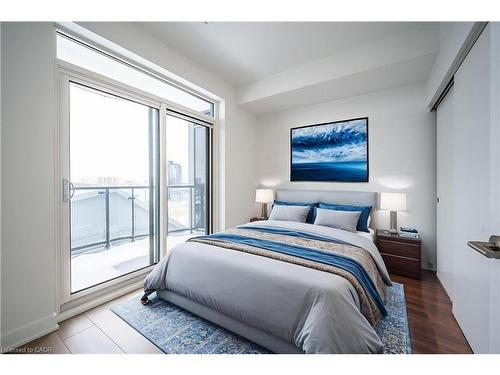 711-25 Wellington Street S, Kitchener, ON - Indoor Photo Showing Bedroom