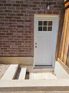 (Basement)-560 Landgren Court  Kitchener, ON N2A 4J7