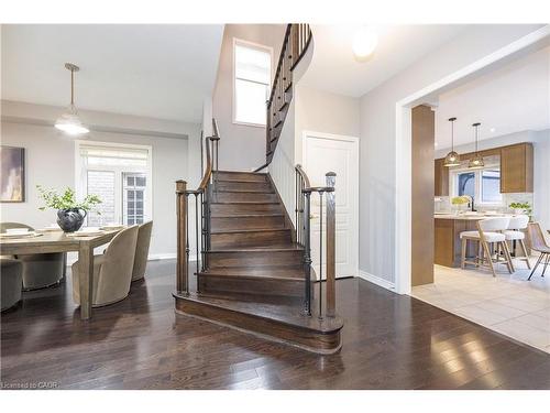 19 Mcknight Avenue, Waterdown, ON - Indoor Photo Showing Dining Room