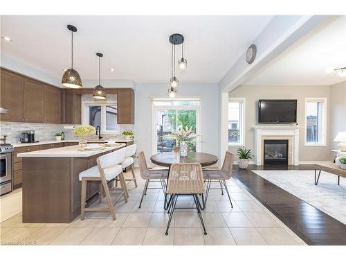 19 Mcknight Avenue, Waterdown, ON - Indoor