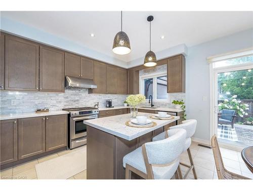 19 Mcknight Avenue, Waterdown, ON - Indoor