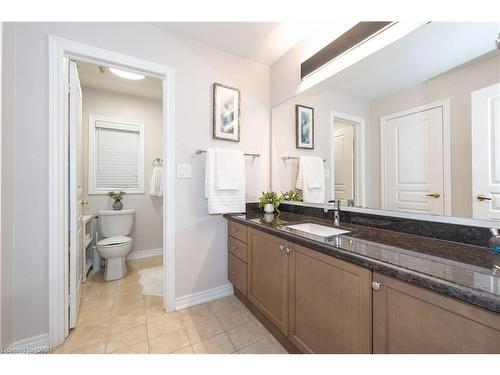 19 Mcknight Avenue, Waterdown, ON - Indoor Photo Showing Bathroom