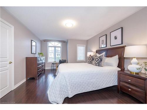 19 Mcknight Avenue, Waterdown, ON - Indoor Photo Showing Bedroom