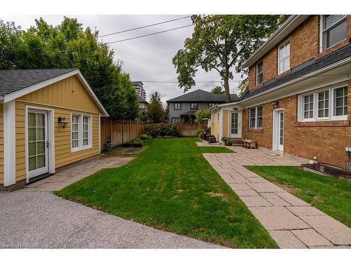 C-2080 Caroline Street, Burlington, ON - Outdoor