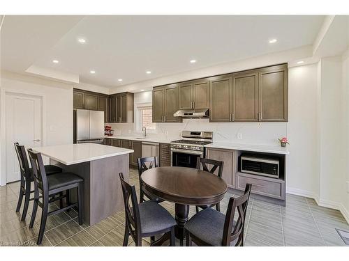 160 Cittadella Boulevard, Hamilton, ON - Indoor