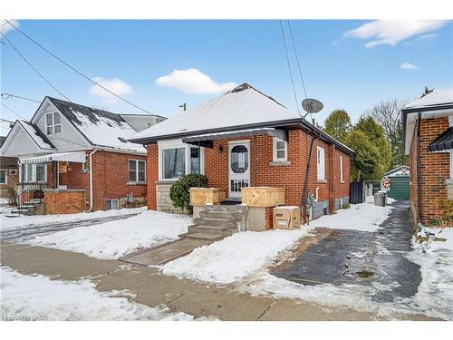 150 Brucedale Avenue E, Hamilton, ON - Outdoor